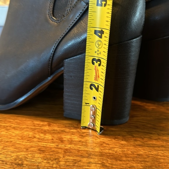 Franco Sarto Chelle ankle boots size 11 NWB - Picture 5 of 11